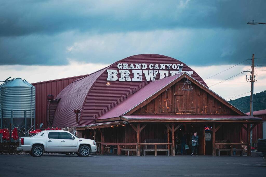Walk To Gc Train Depot And Route 66, King Beds, Game Room, Bbq, Firepit Williams Exterior photo