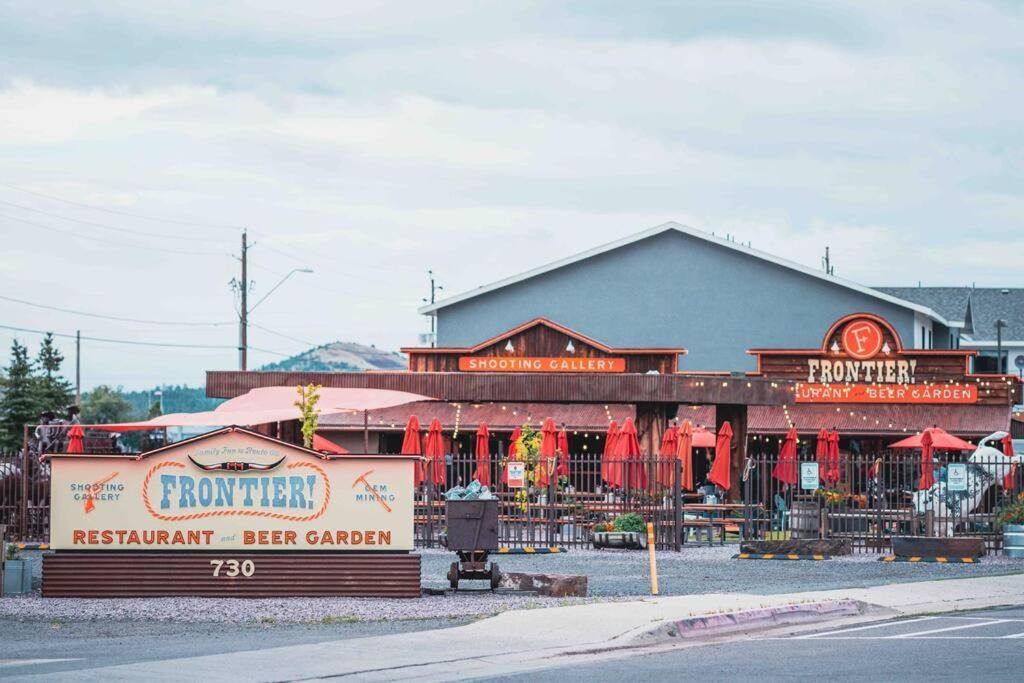 Walk To Gc Train Depot And Route 66, King Beds, Game Room, Bbq, Firepit Williams Exterior photo