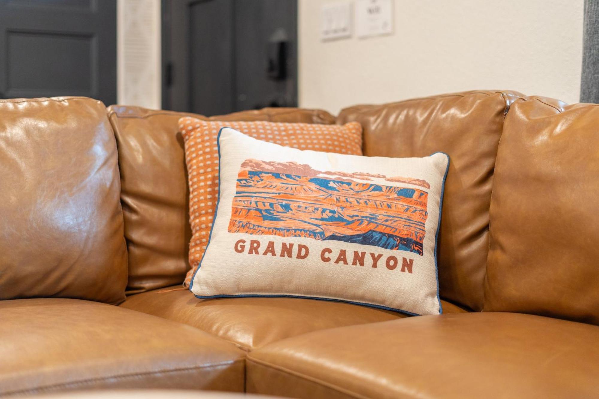 Walk To Gc Train Depot And Route 66, King Beds, Game Room, Bbq, Firepit Williams Exterior photo
